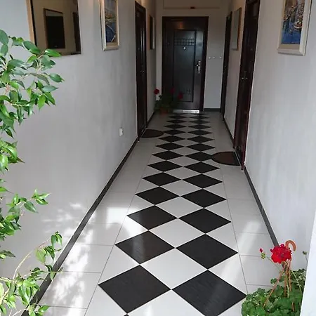Apartment Apartman Bojana